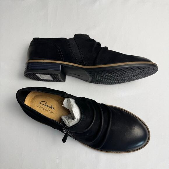 Clarks Collection Camzin Pace Black Nubuck Leather Booties Women's Size 9M - Picture 2 of 11